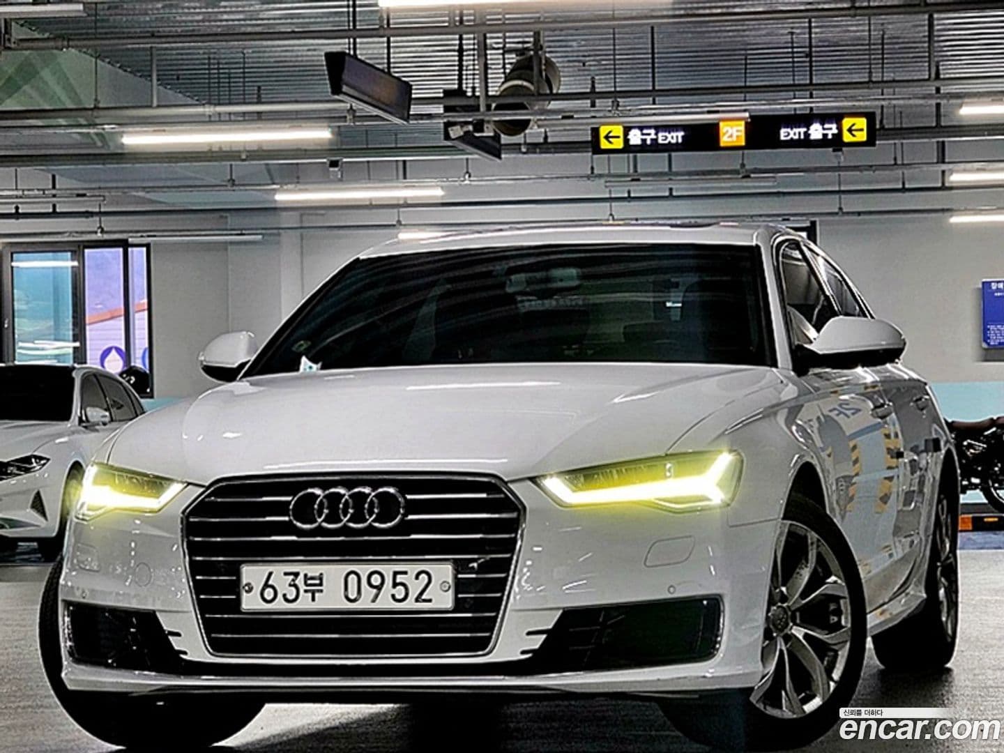 Main__Slider__Photo:A6 Audi 2015.10-0