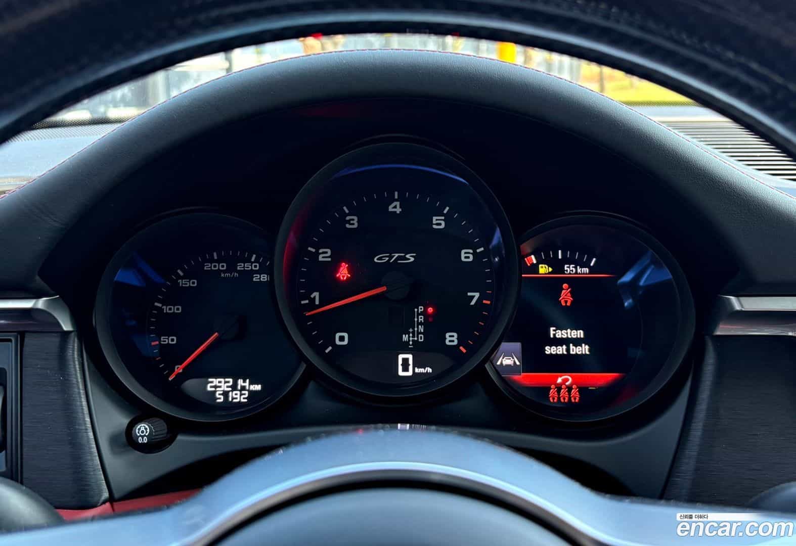 Macan Porsche 2020.10-OPTION-020