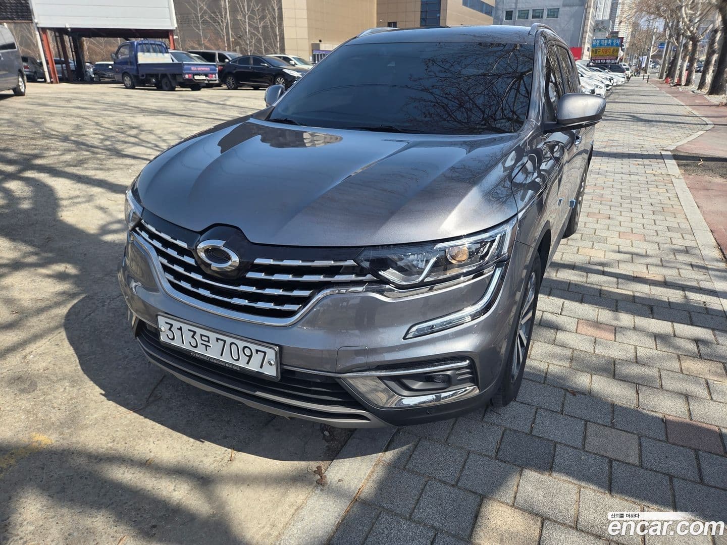 Main__Slider__Photo:QM6 Renault Korea 2020.3-0