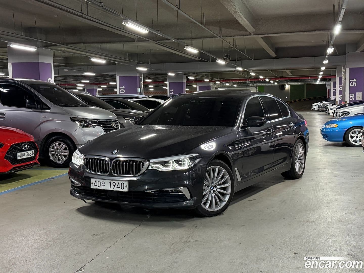 Main__Slider__Photo:5-Series BMW 2018.11-0