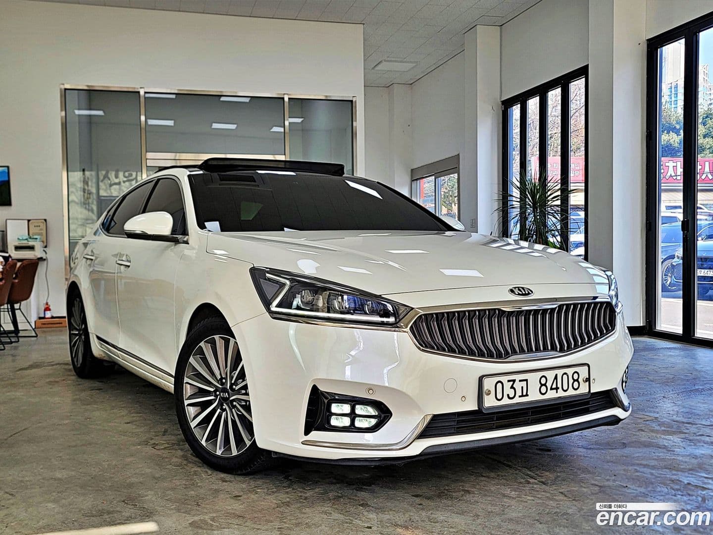 Main__Slider__Photo:K7 Kia 2017.3-0