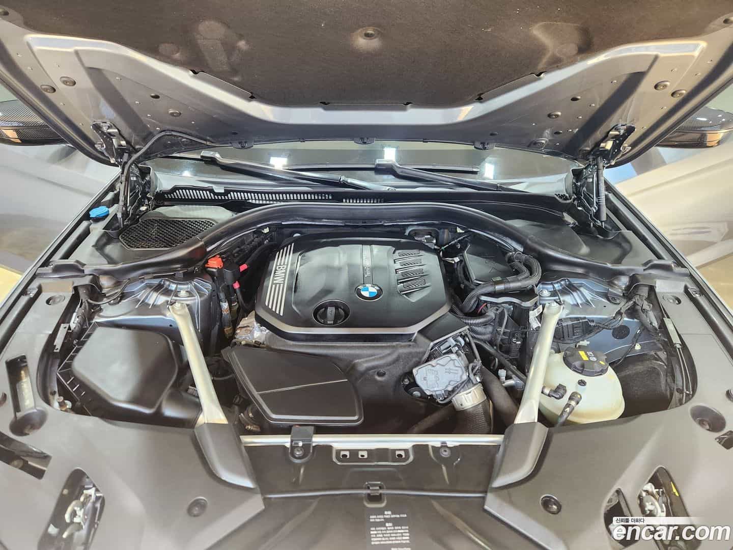 5-Series BMW 2020.0-INNER-006