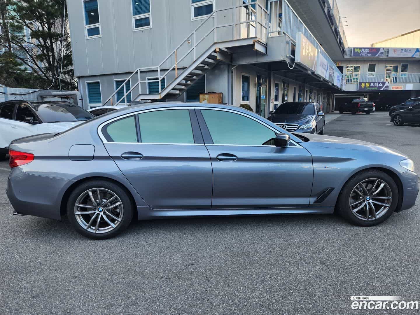 5-Series BMW 2020.0-OPTION-016