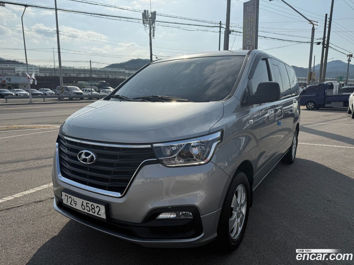 Main__Slider__Photo:Starex Hyundai 2019.5-0