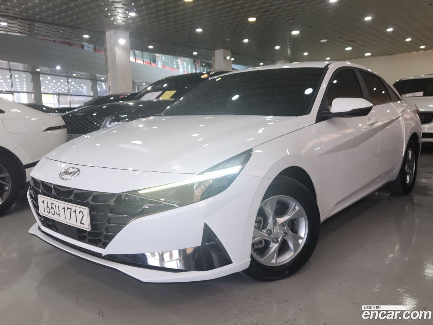 Main__Slider__Photo:AVANTE Hyundai 2022.0-0