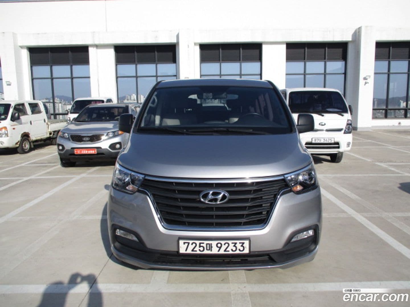 Main__Slider__Photo:Starex Hyundai 2019.5-0