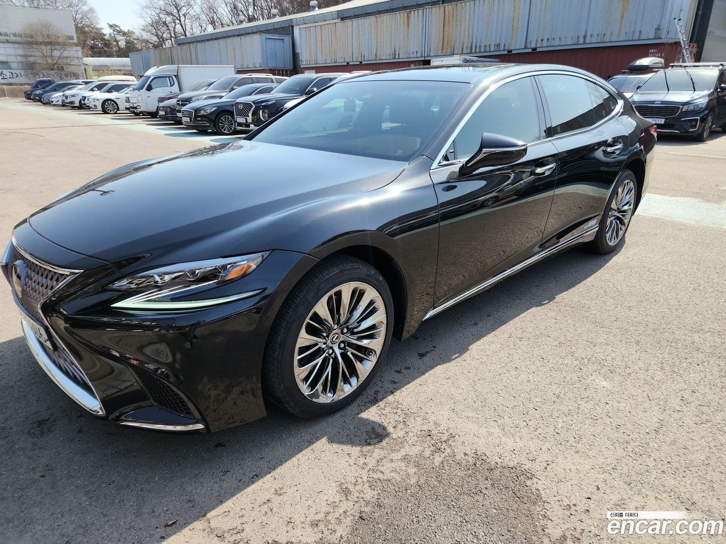 Main__Slider__Photo:LS Lexus 2018.2-0