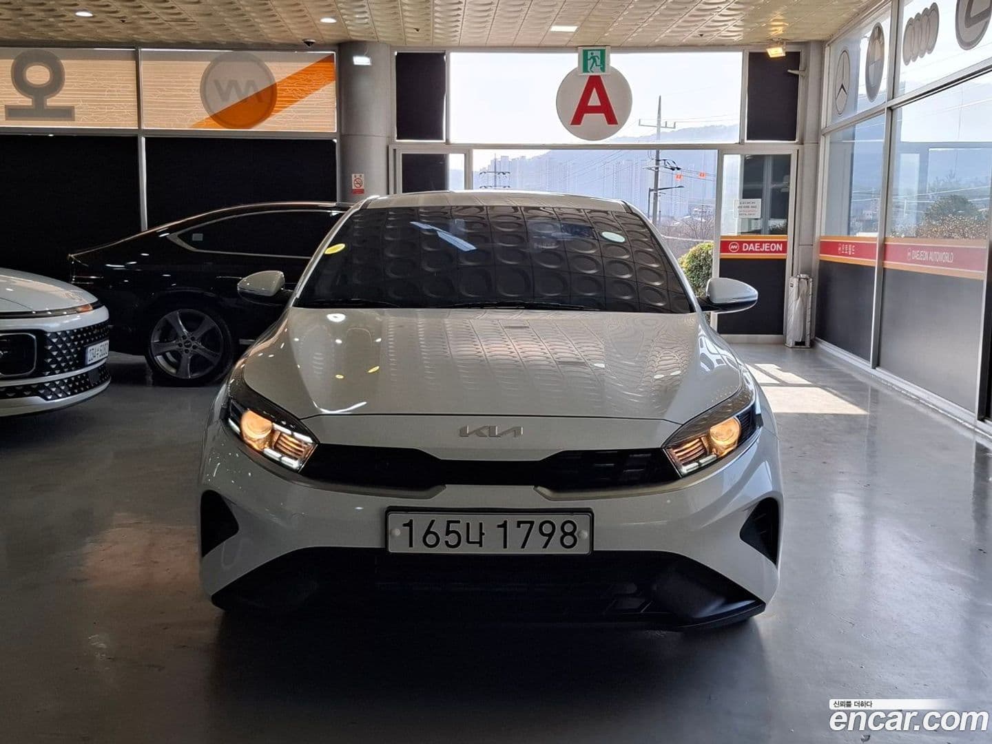 Main__Slider__Photo:K3 Kia 2024.2-0
