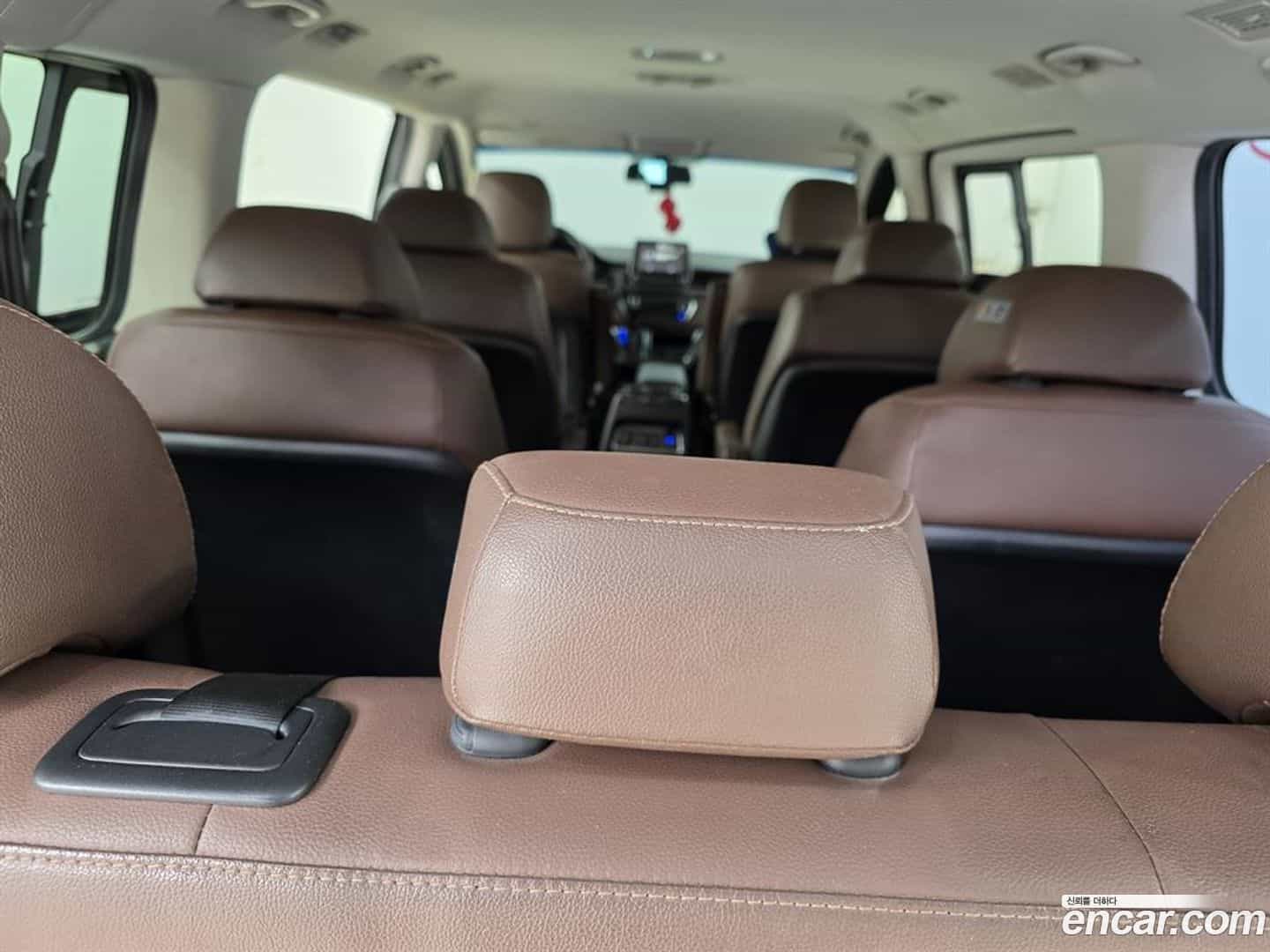 Starex Hyundai 2020.2-OPTION-016