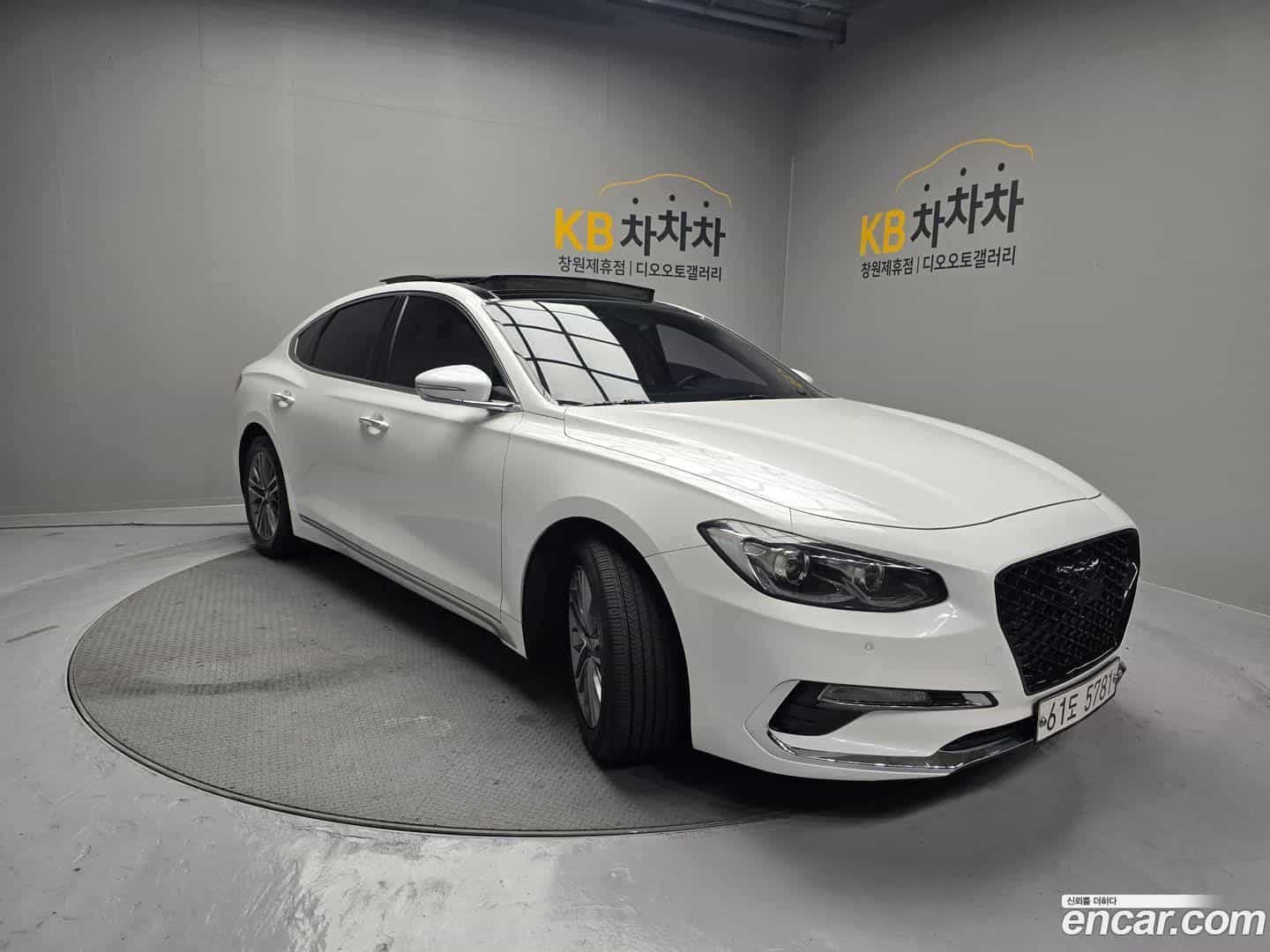 Grandeur Hyundai 2017.0-OUTER-003