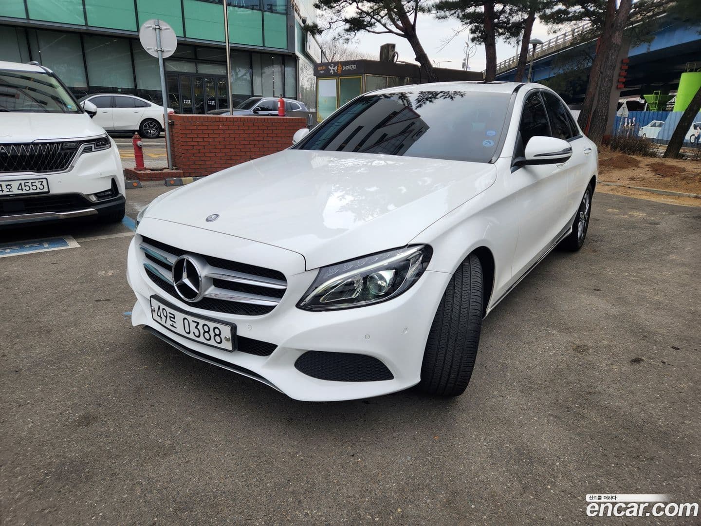 Main__Slider__Photo:C-Class Mercedes-Benz 2016.9-0