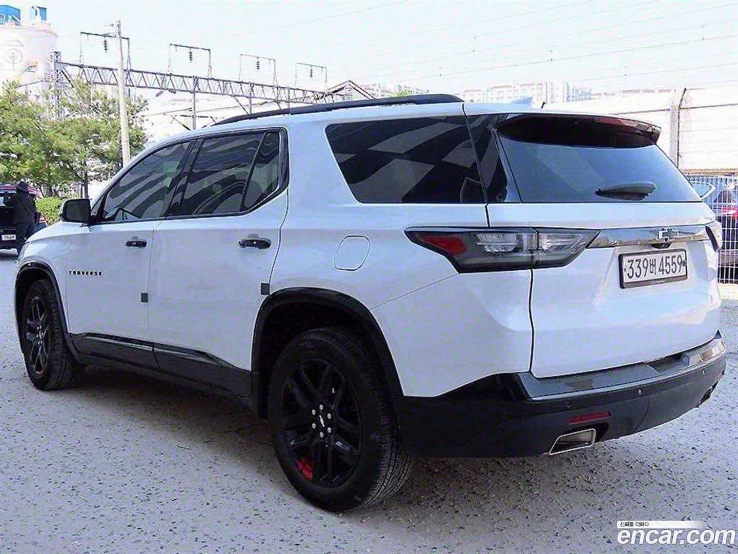 Traverse Chevrolet 2020.6-OUTER-003