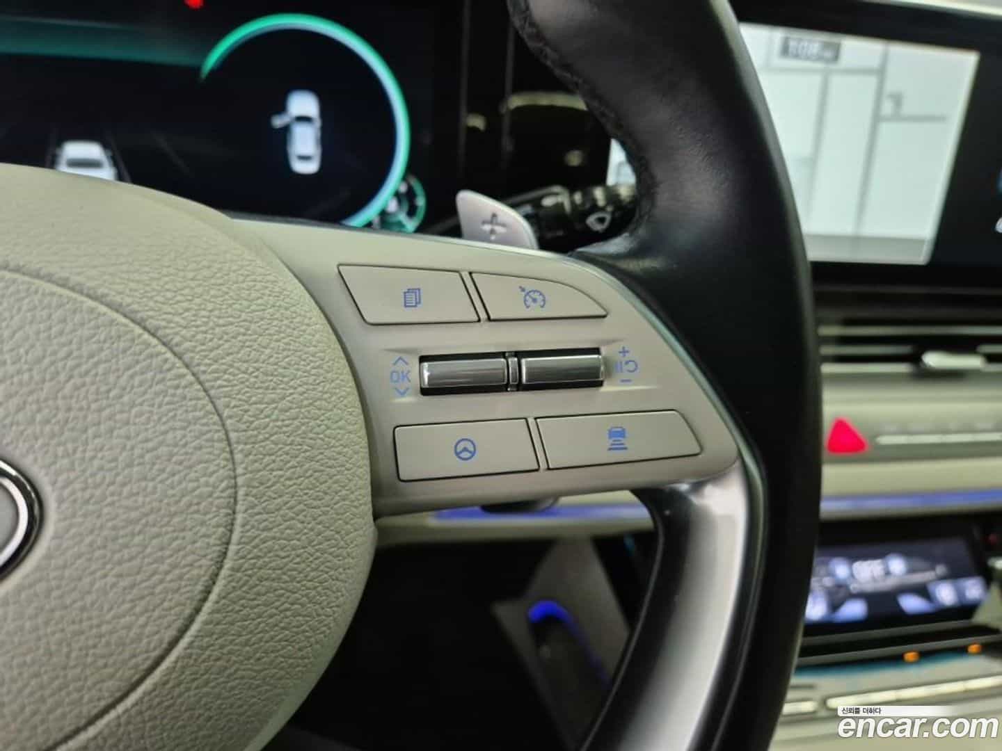 Grandeur Hyundai 2022.2-INNER-010