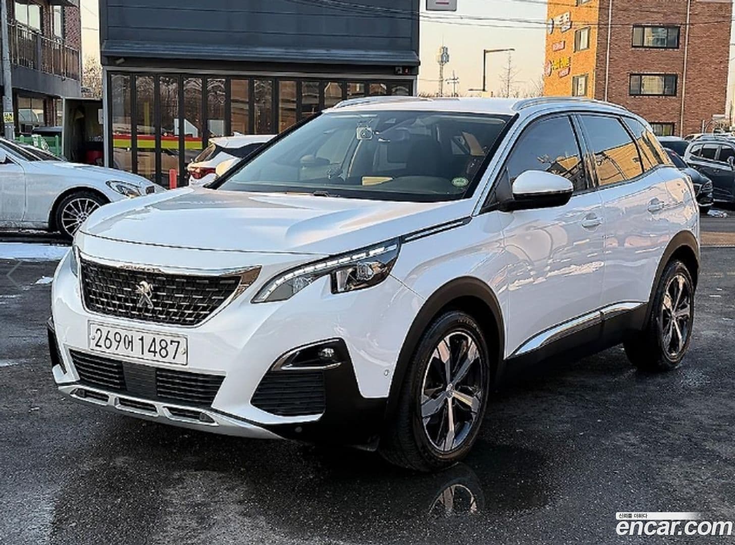 Main__Slider__Photo:3008 Peugeot 2018.3-0