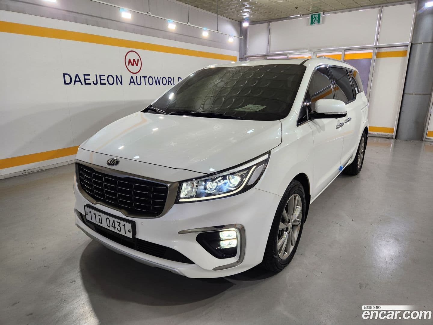Main__Slider__Photo:Canival Kia 2019.6-0