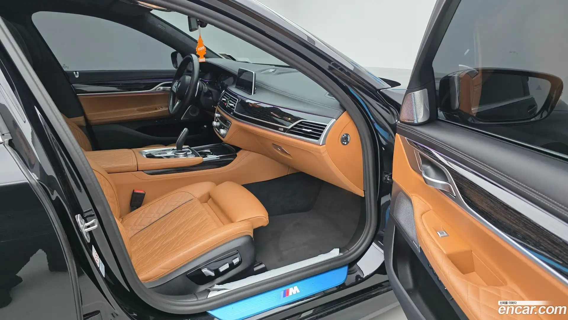 7-Series BMW 2022.7-OPTION-016