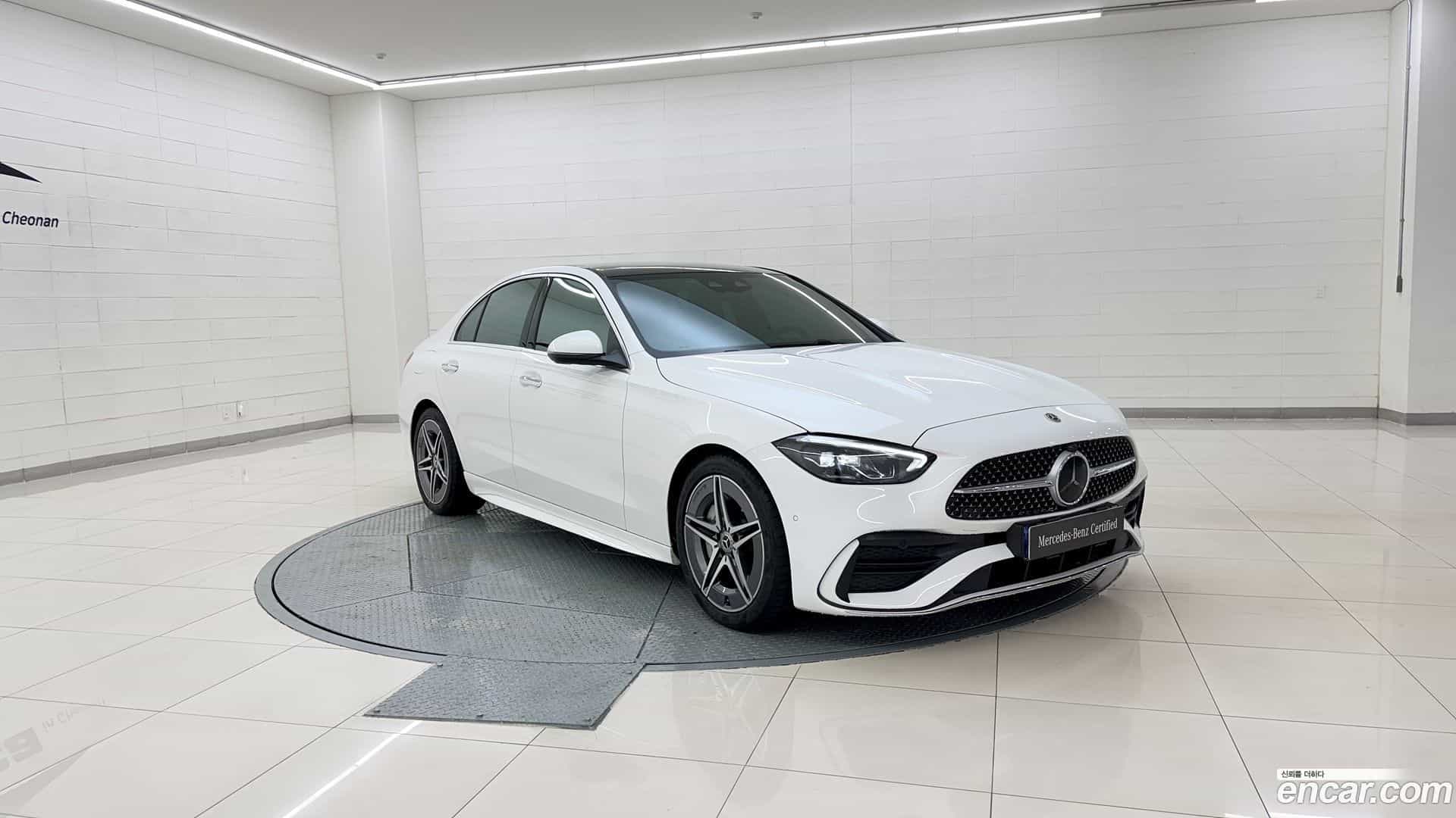 C-Class Mercedes-Benz 2025.2-INNER-006