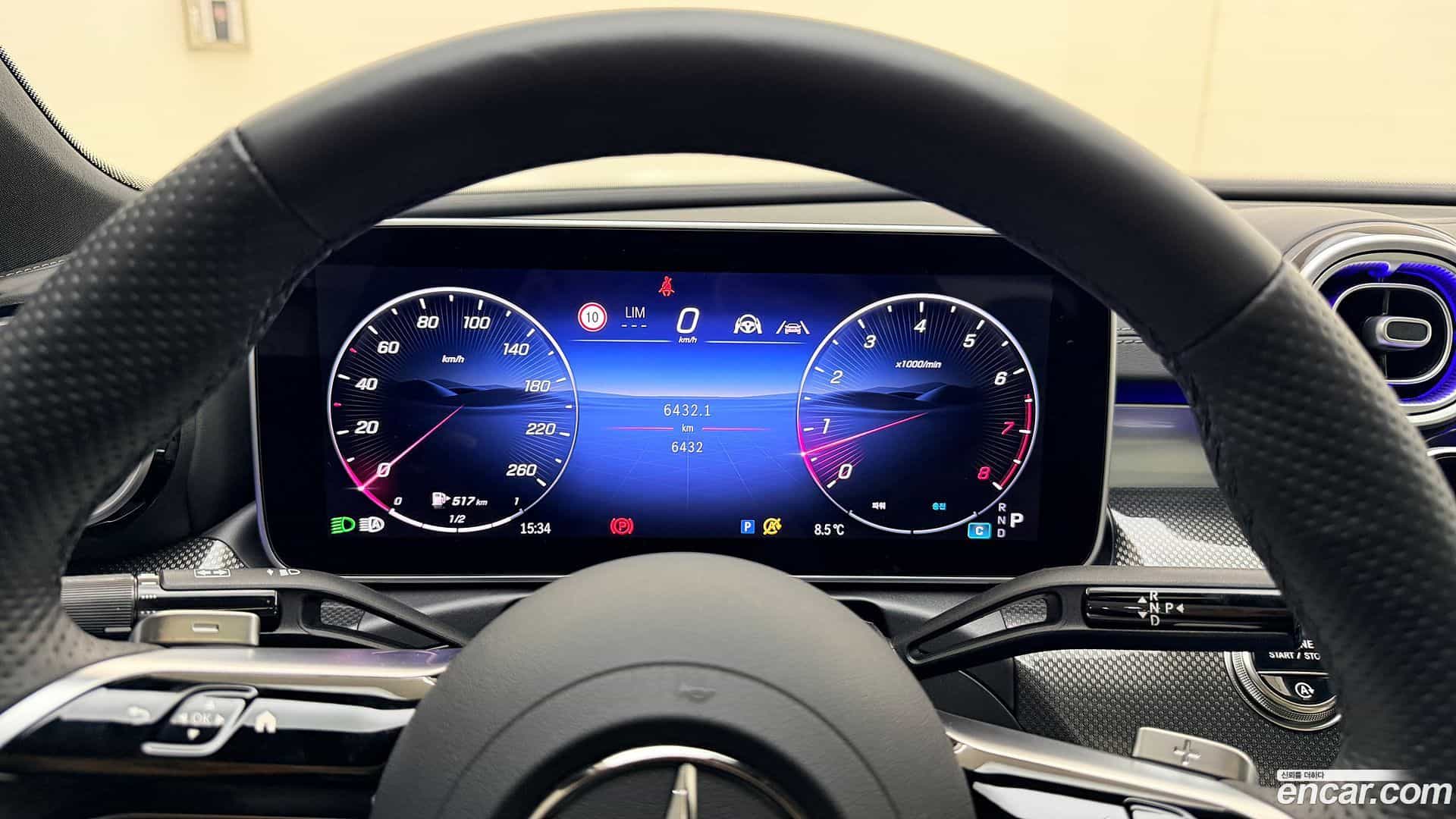 C-Class Mercedes-Benz 2025.2-OPTION-017