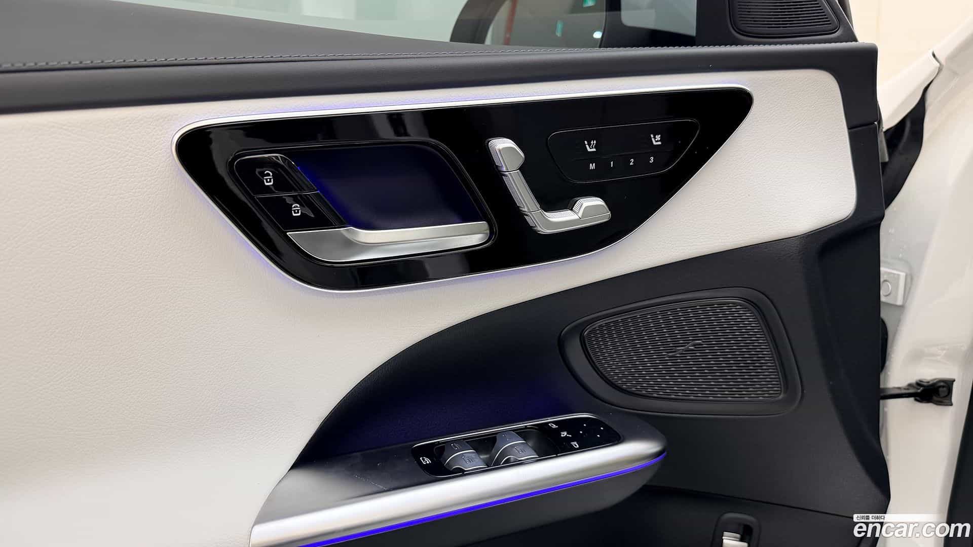 C-Class Mercedes-Benz 2025.2-OPTION-023