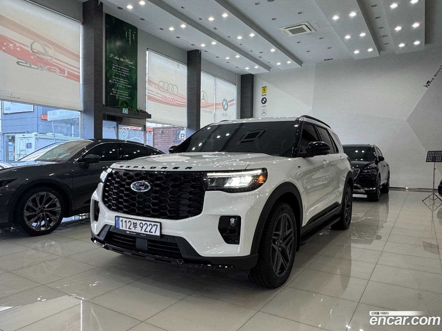 Main__Slider__Photo:Explorer Ford 2025.2-0
