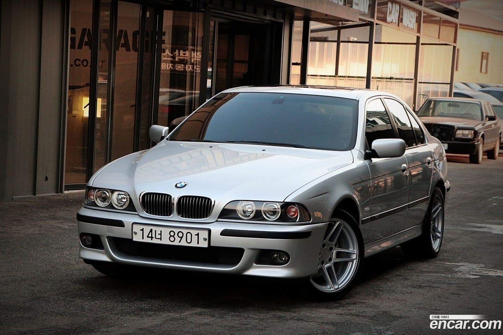 Main__Slider__Photo:5-Series BMW 2000.11-0