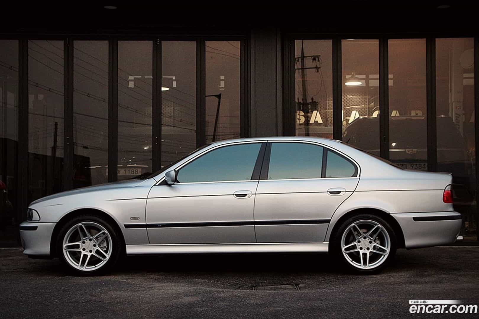 5-Series BMW 2000.11-INNER-008