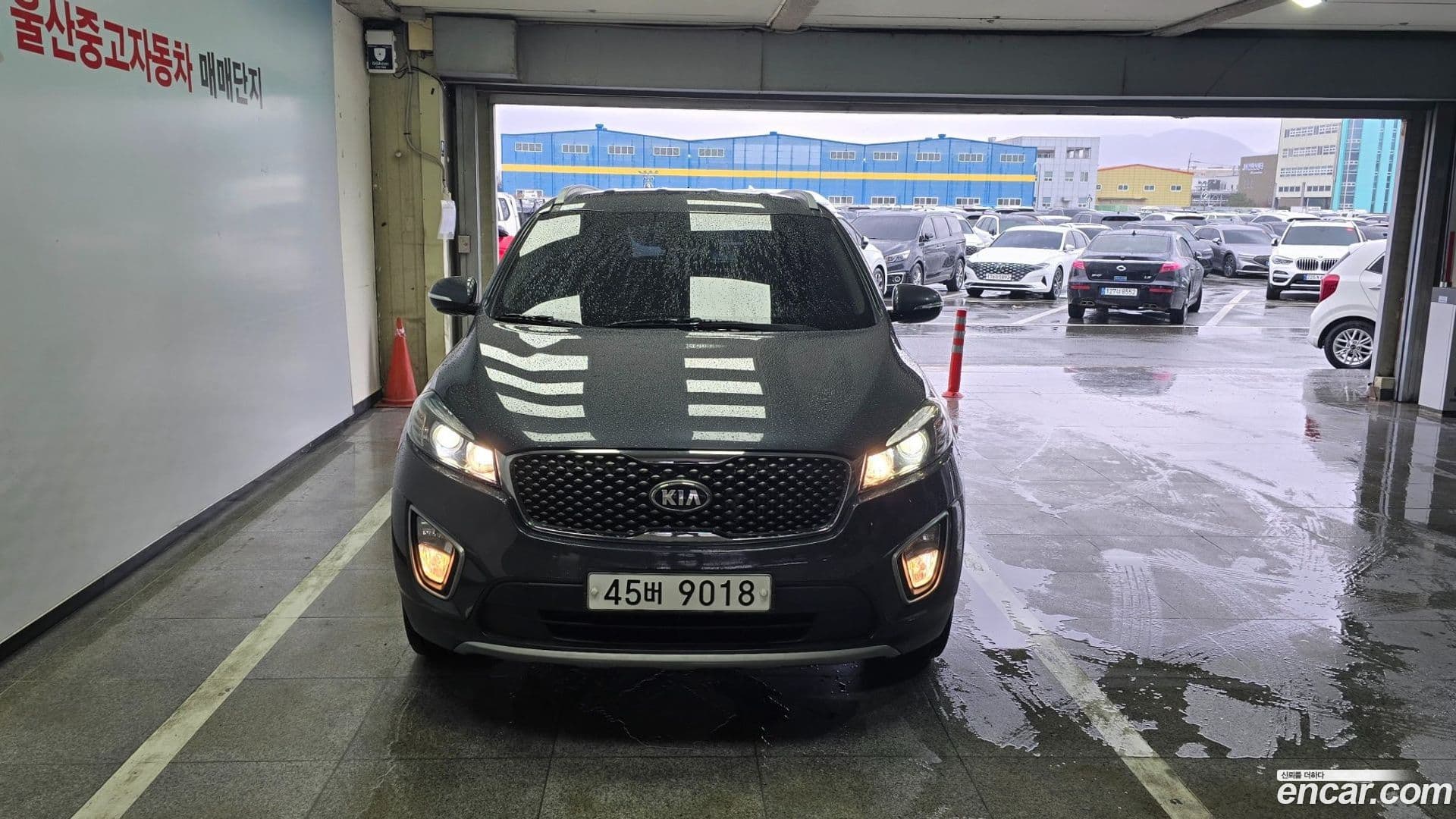 Main__Slider__Photo:Sorento Kia 2015.4-0