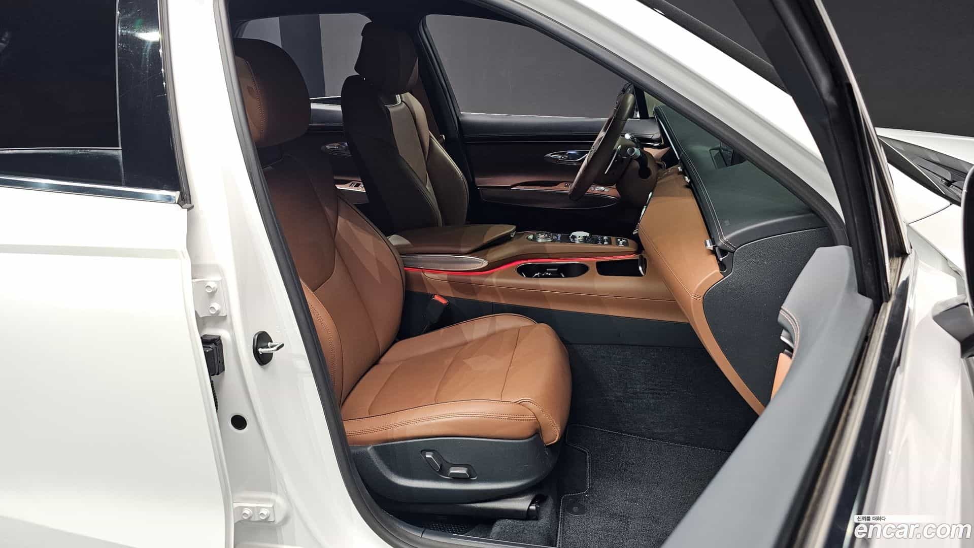 GV70 Genesis 2021.11-INNER-010