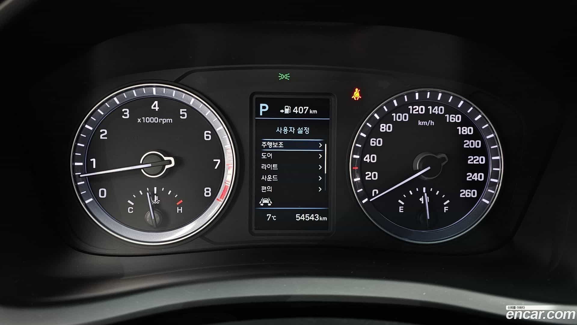 Sonata Hyundai 2018.5-INNER-008