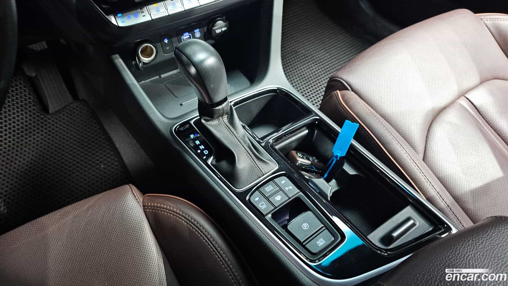 Sonata Hyundai 2018.5-INNER-009