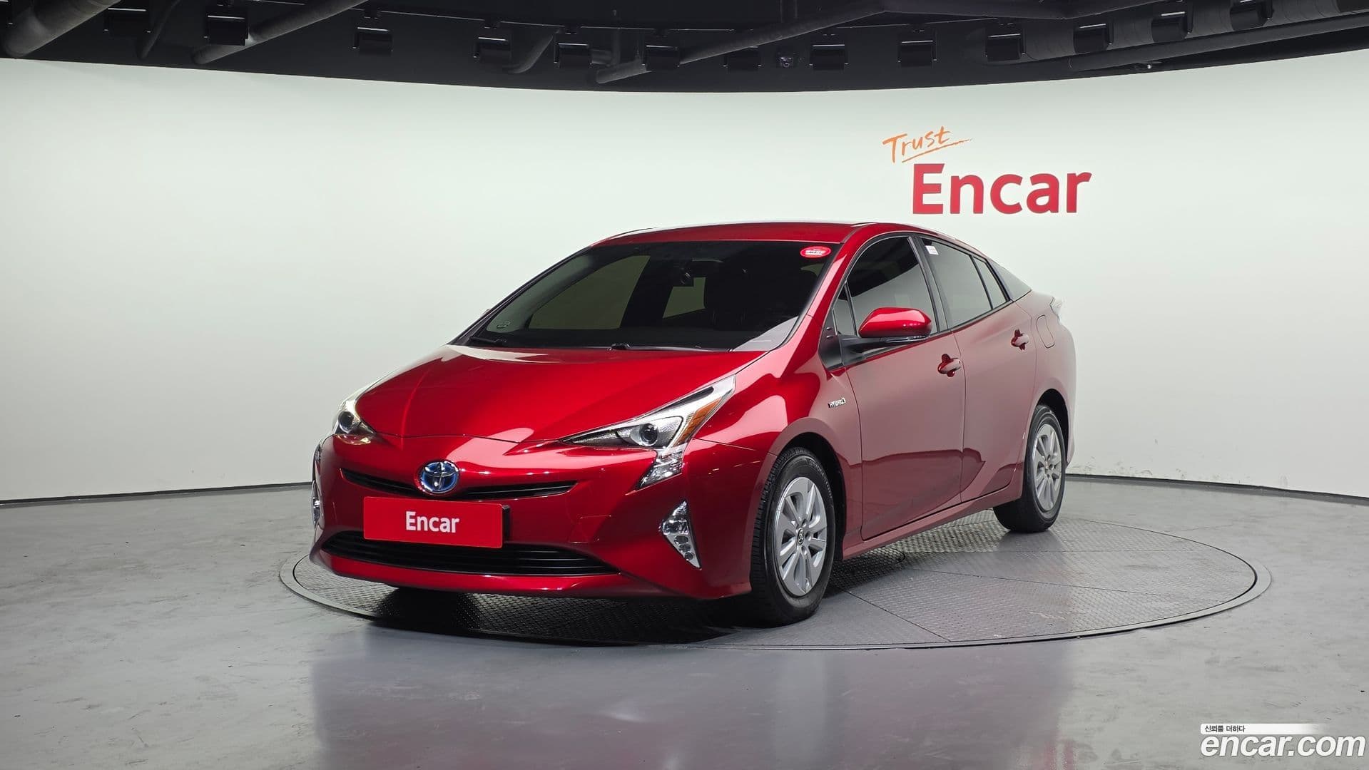 Main__Slider__Photo:Prius Toyota 2018.10-0