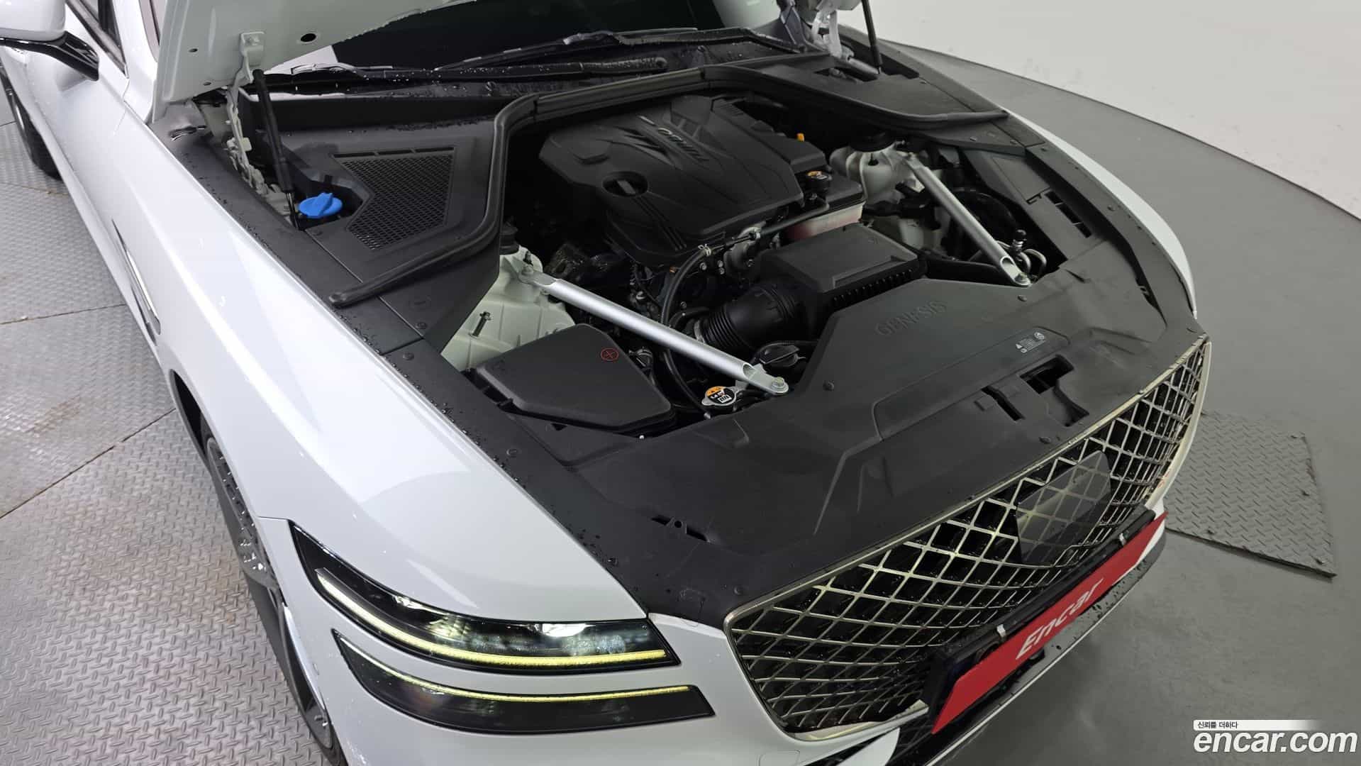 G80 Genesis 2022.2-INNER-006