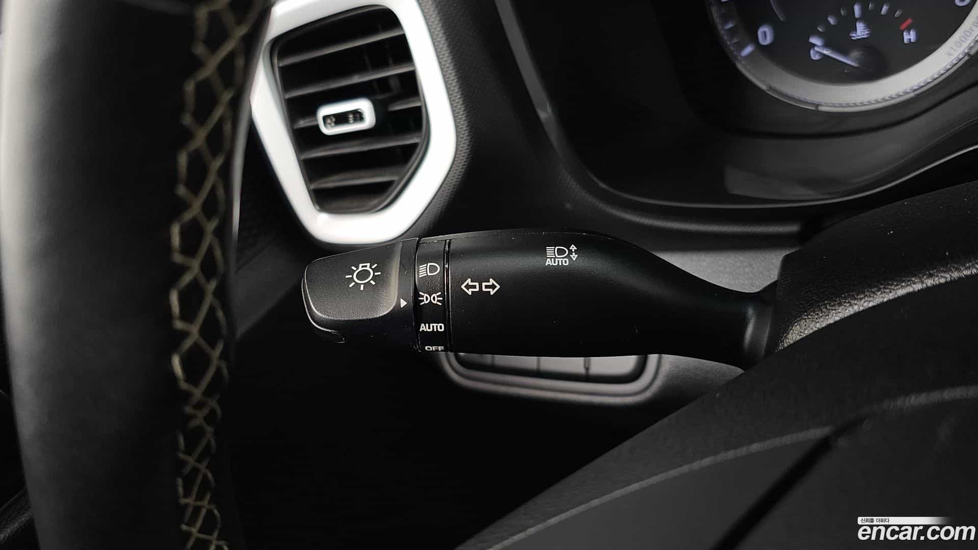 Venue Hyundai 2020.2-OPTION-022