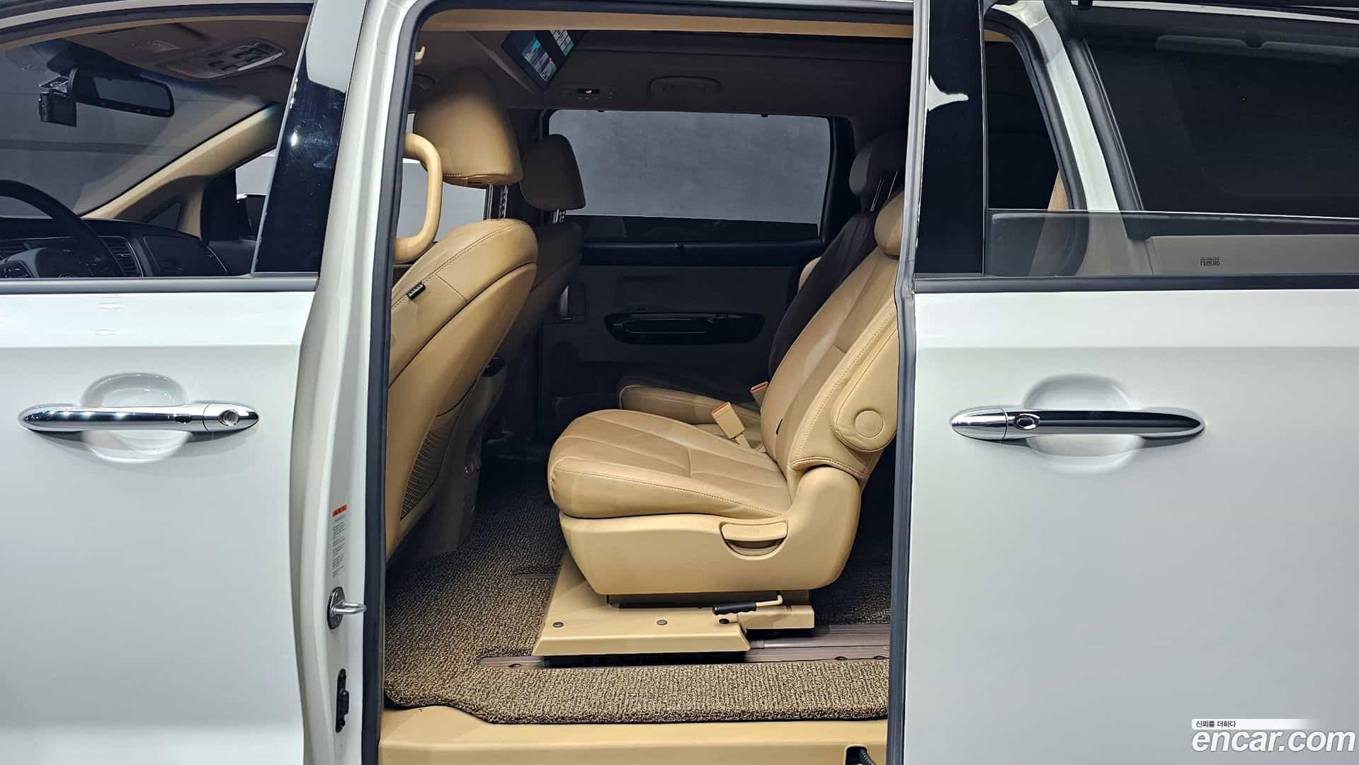 Canival Kia 2020.2-OPTION-016