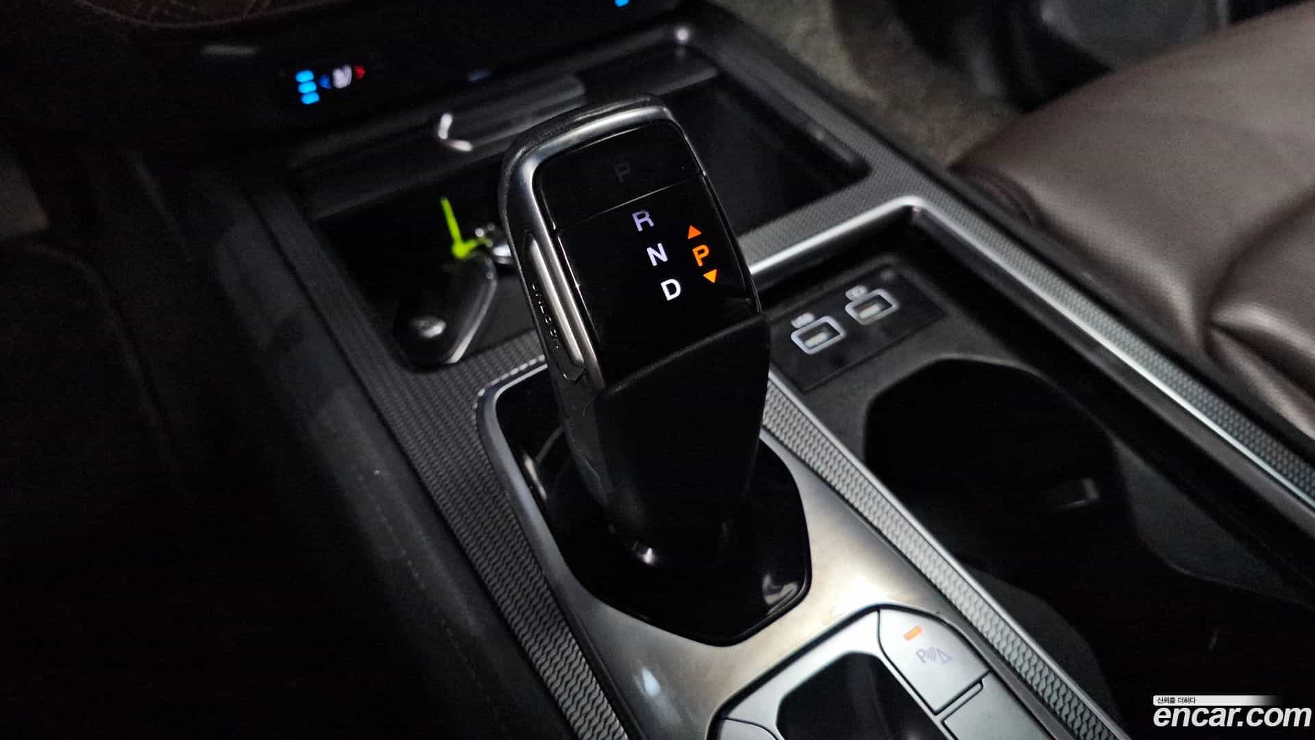 Rexton KG Mobility 2022.3-INNER-009