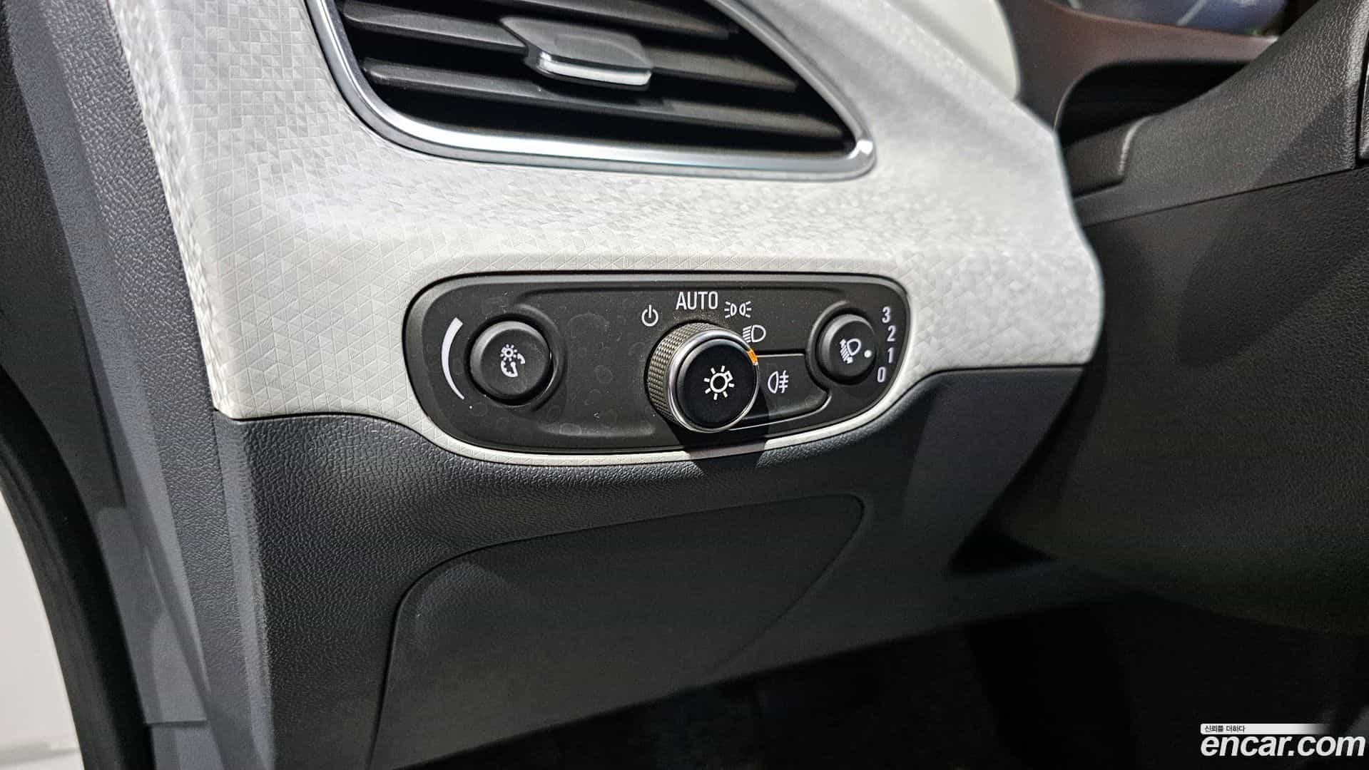 Bolt EV Chevrolet 2020.11-OPTION-018