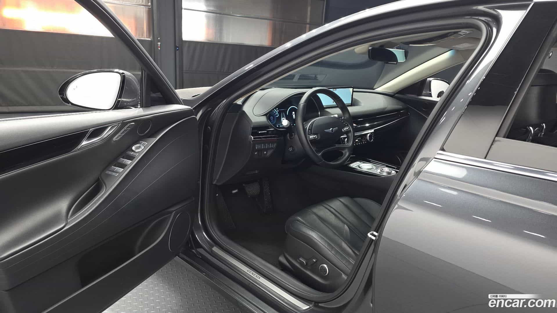 G80 Genesis 2021.2-INNER-010