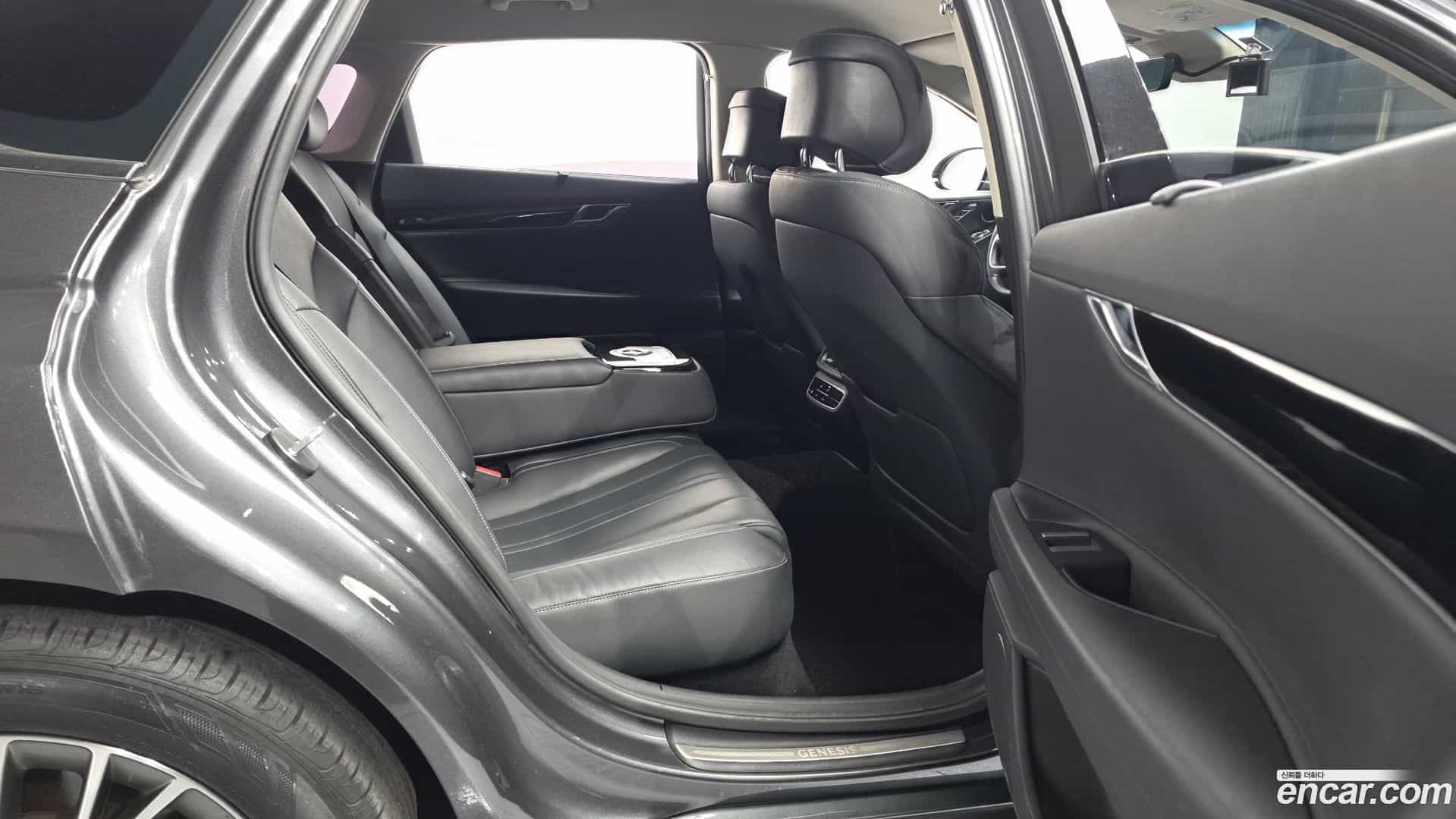 G80 Genesis 2021.2-OPTION-016