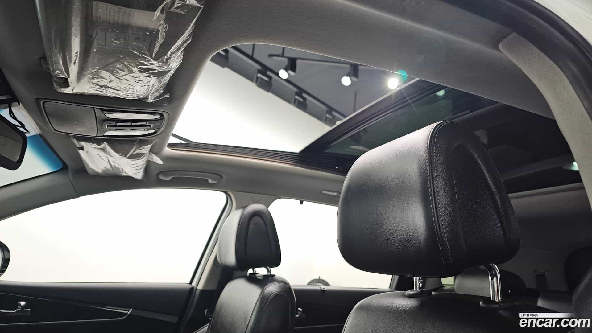 Sorento Kia 2015.8-OPTION-021
