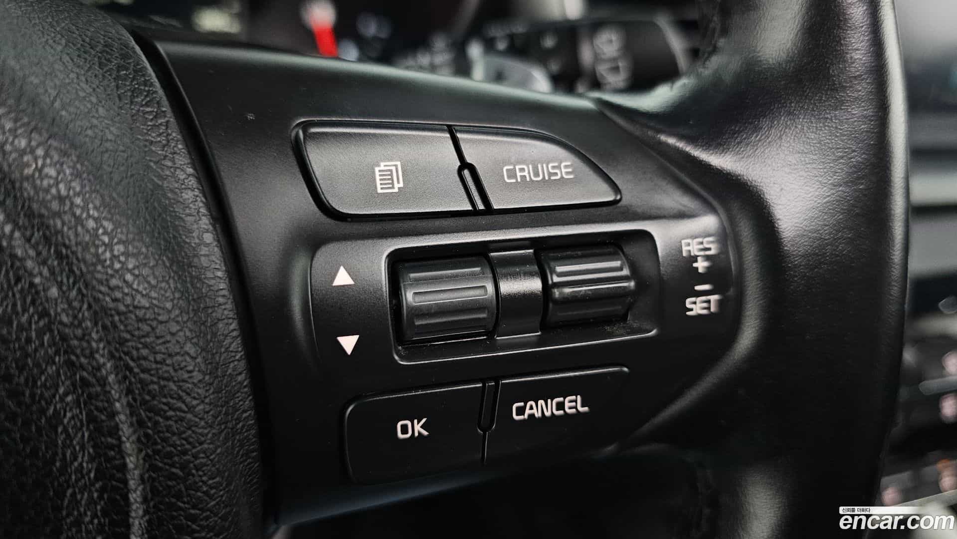 Sorento Kia 2015.8-OPTION-023