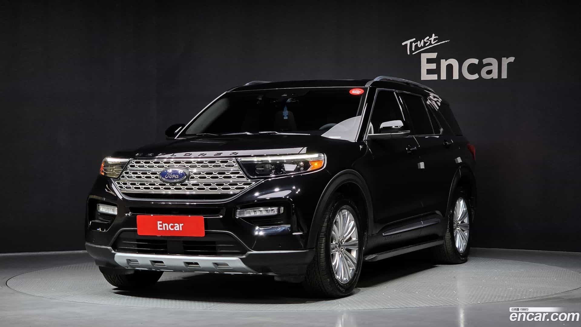 Explorer Ford 2021.10-OUTER-001