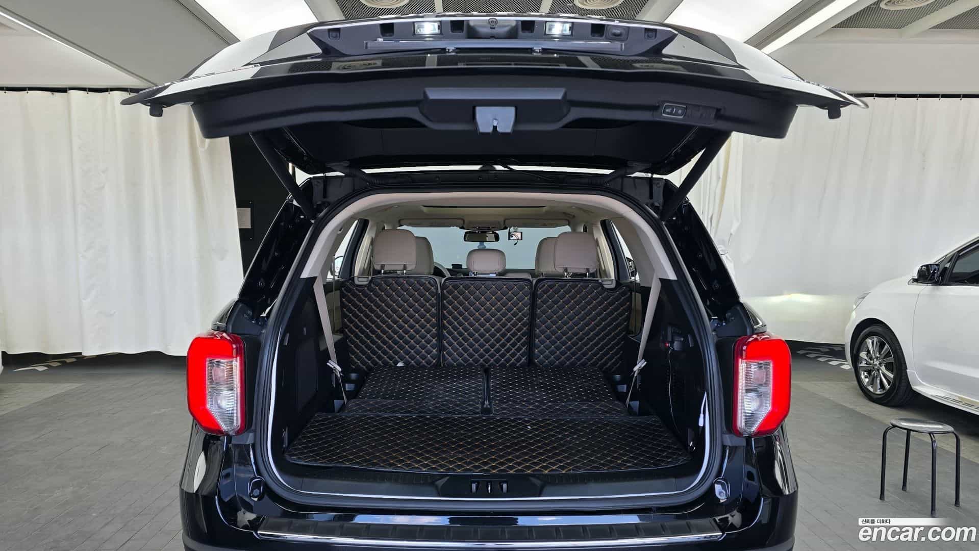 Explorer Ford 2021.10-OPTION-024