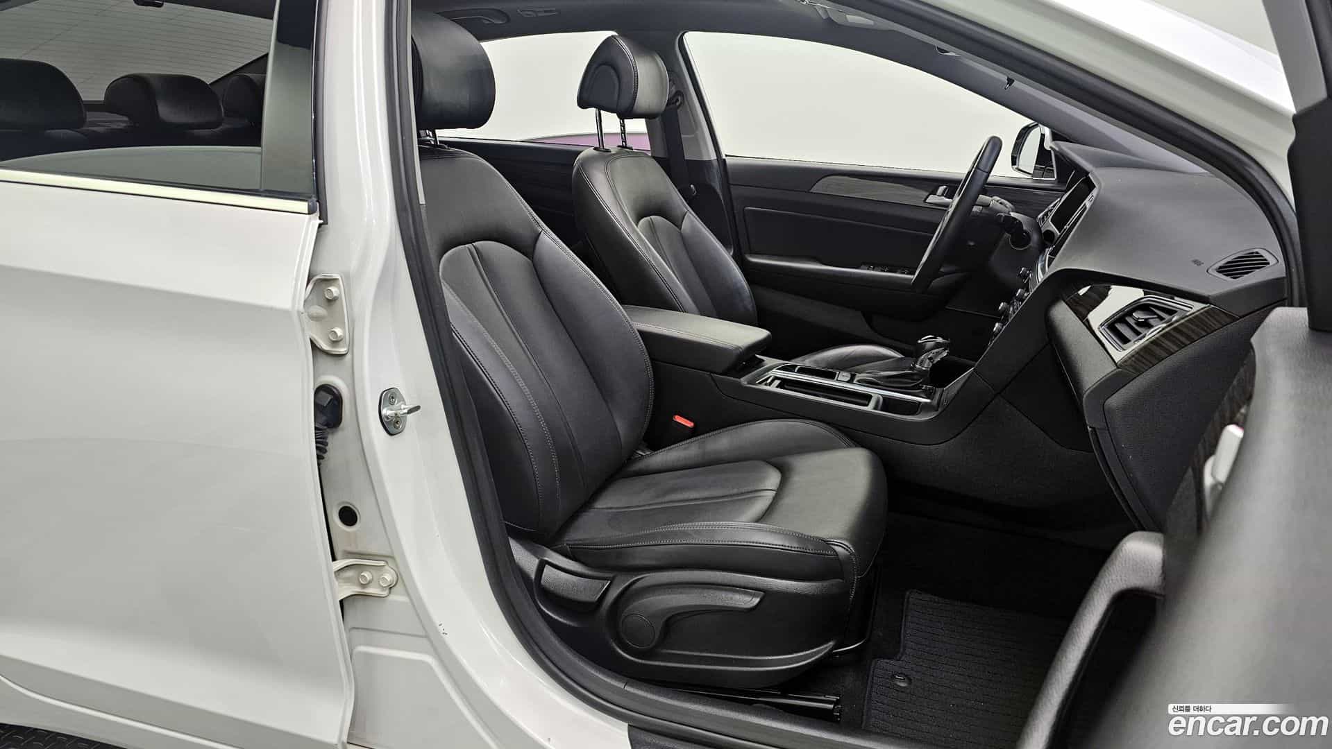 Sonata Hyundai 2014.8-INNER-010