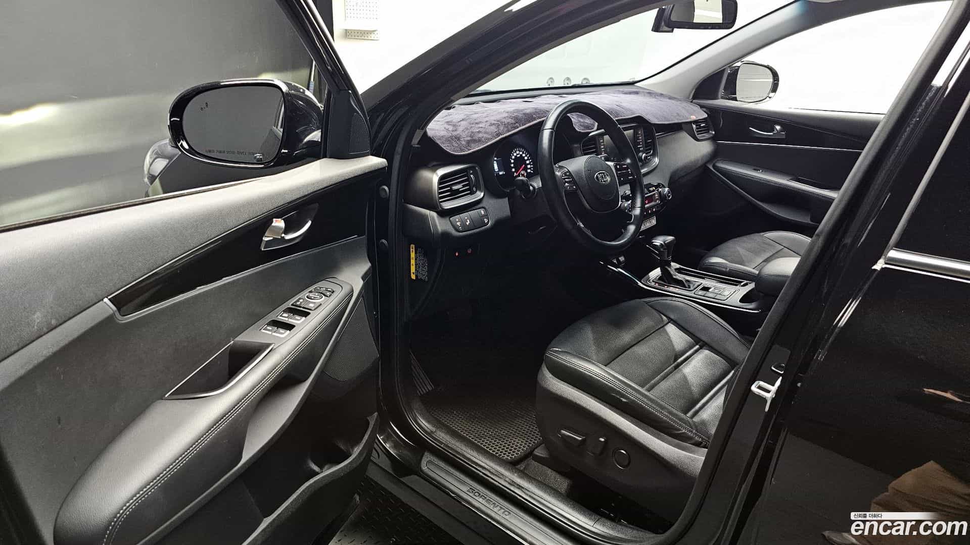 Sorento Kia 2018.4-INNER-010
