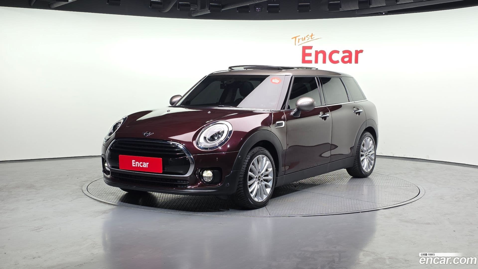 Main__Slider__Photo:Clubman Mini 2019.0-0