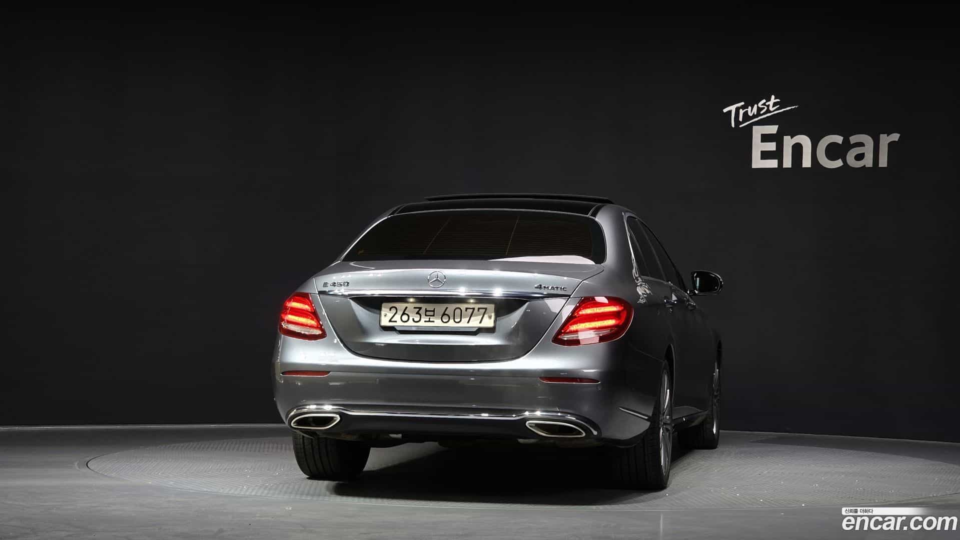 E-Class Mercedes-Benz 2020.8-OUTER-004