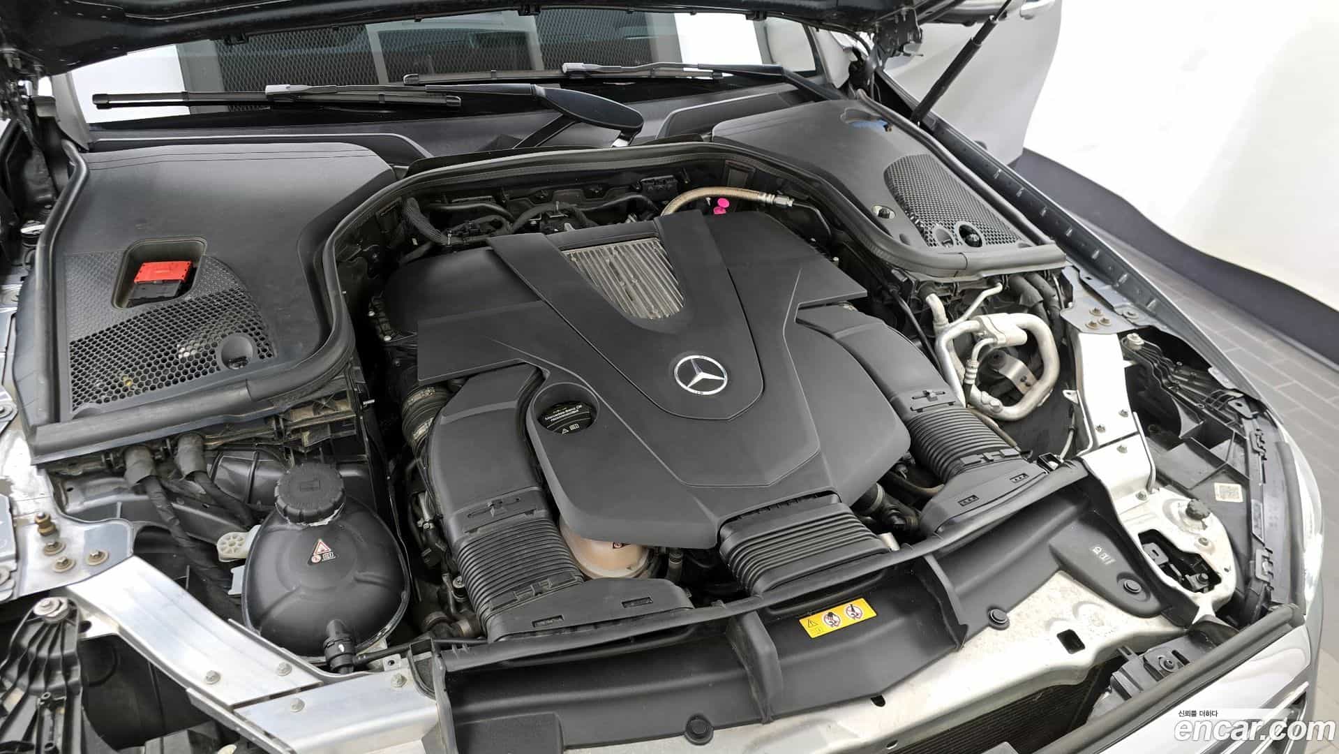 E-Class Mercedes-Benz 2020.8-INNER-006