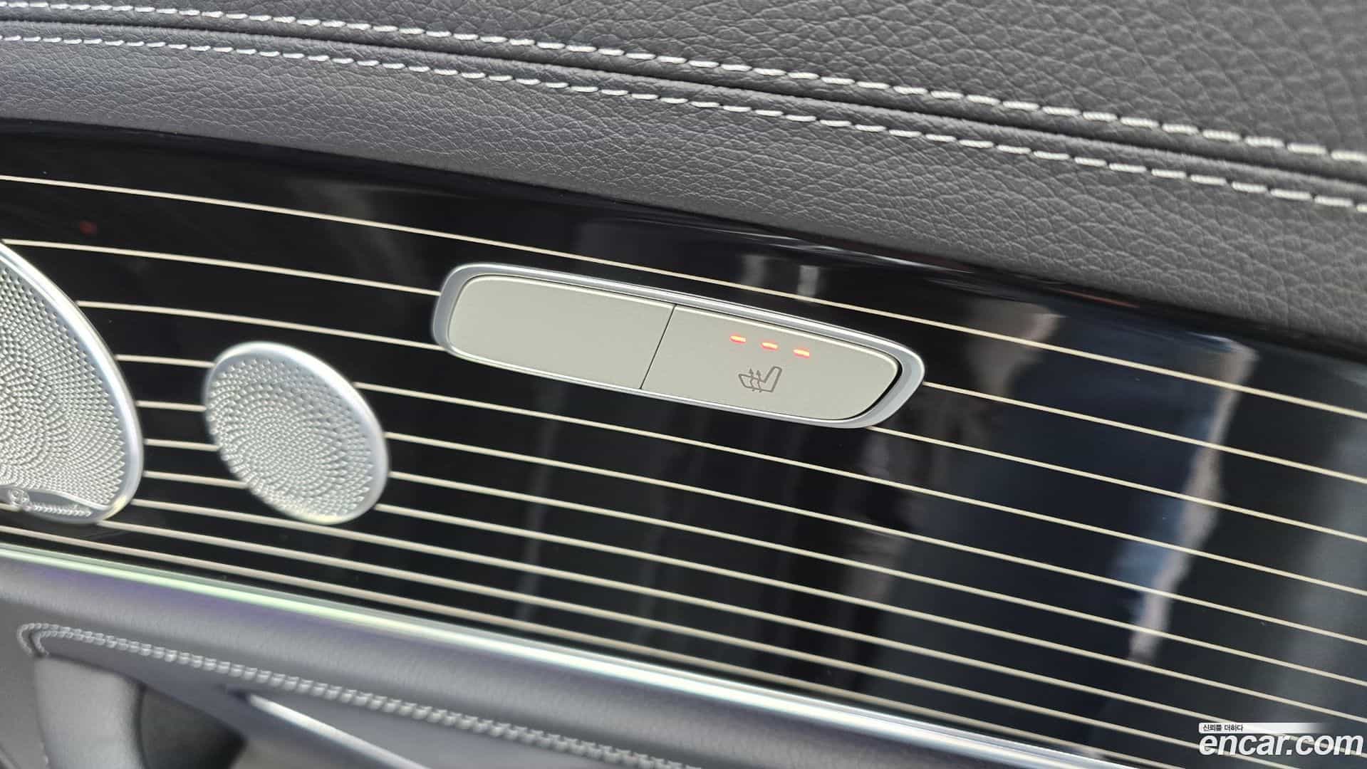 E-Class Mercedes-Benz 2020.8-OPTION-023