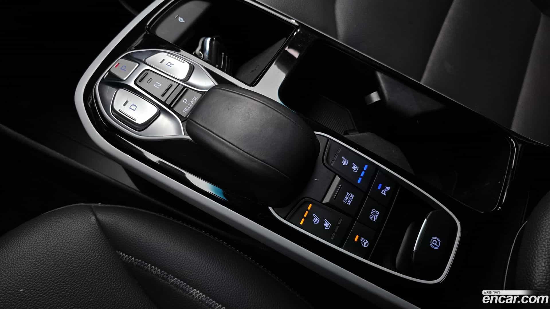 Ioniq Hyundai 2017.7-INNER-009