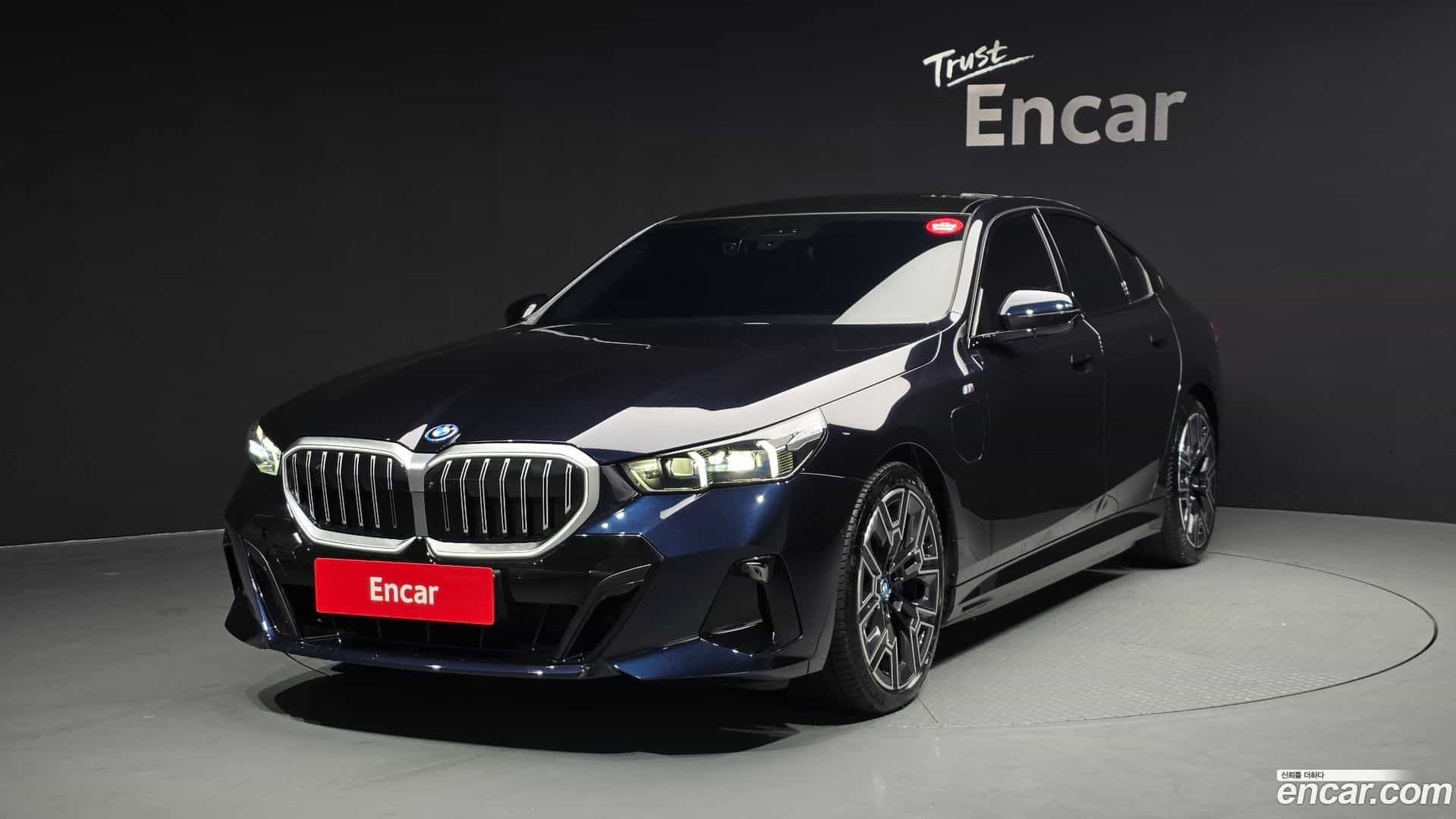 5-Series BMW 2025.5-OUTER-001
